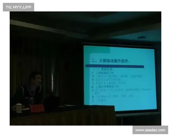 网球比赛裁判的职责与工作流程全解析 让你深入了解赛场上的判决与规则